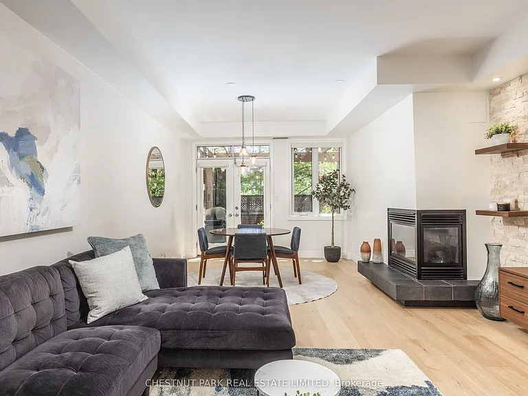 500 Richmond St W #101 — Photo 3