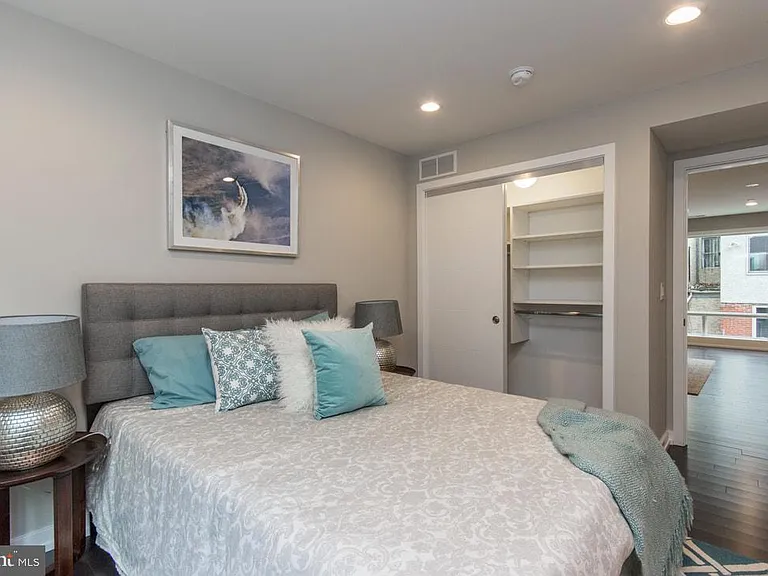 716 S Sartain St #2 — Photo 29