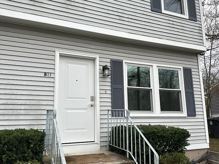 11 Bellview Rd #B — Photo 10