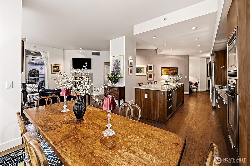 4th image of 1920 4th Avenue #408
