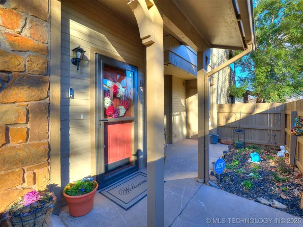 9313 S Urbana Ave Unit D, Tulsa, OK 74137