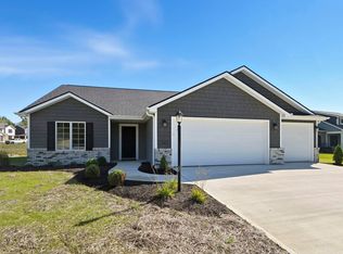116 Oak Tree Pl, Avilla, IN 46710