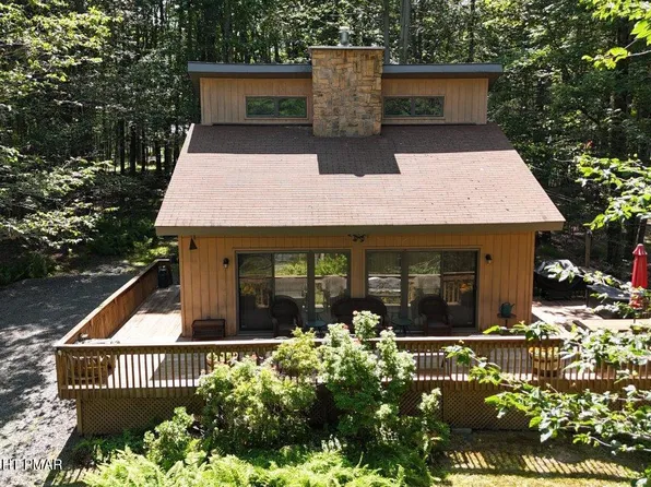 82 E Creek View Dr #N1946, Gouldsboro, PA 18424