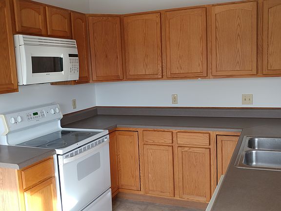 4th image of 280 Meadow Crest Dr