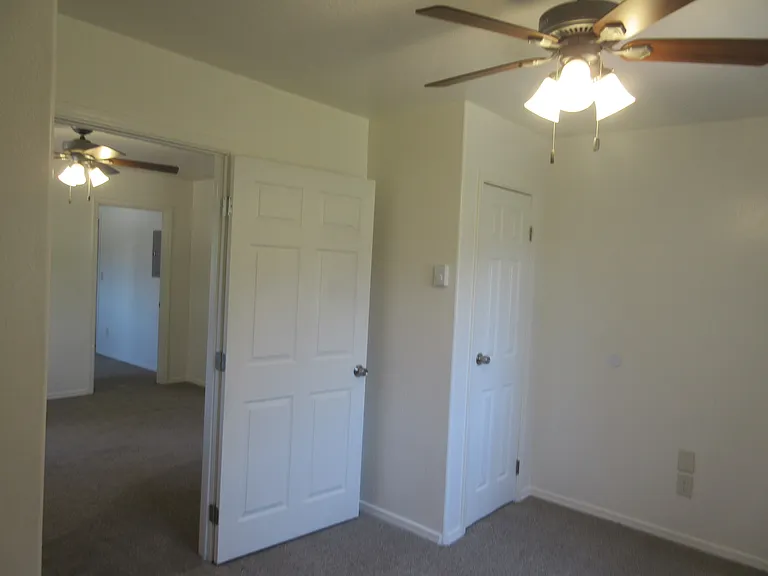 8954 E Yavapai Rd #B — Photo 4
