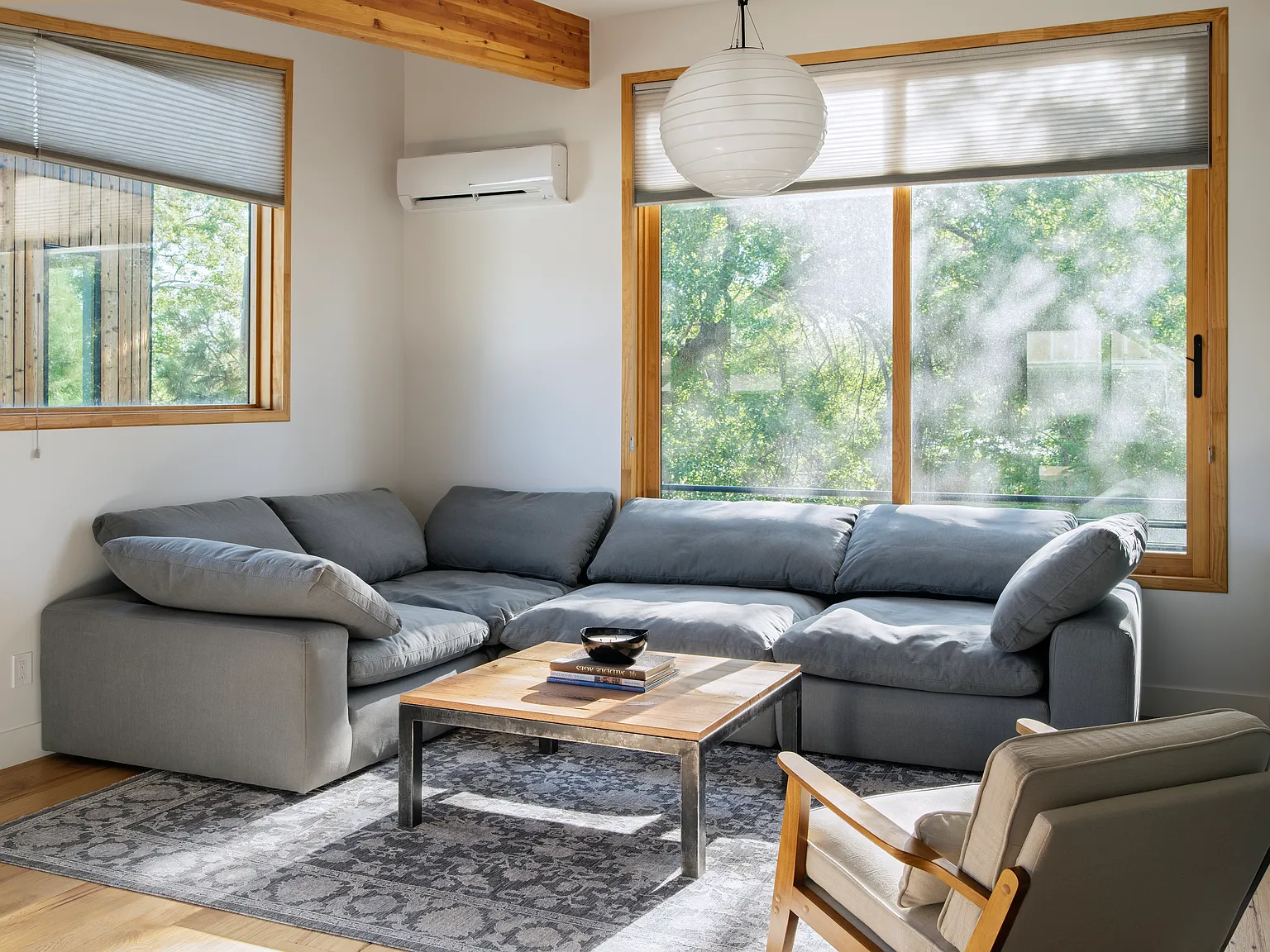 1 bed, 1000 sqft, $3,000 — Photo 2