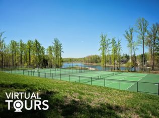 2202 Lake Forest Dr, Upper Marlboro, MD 20774