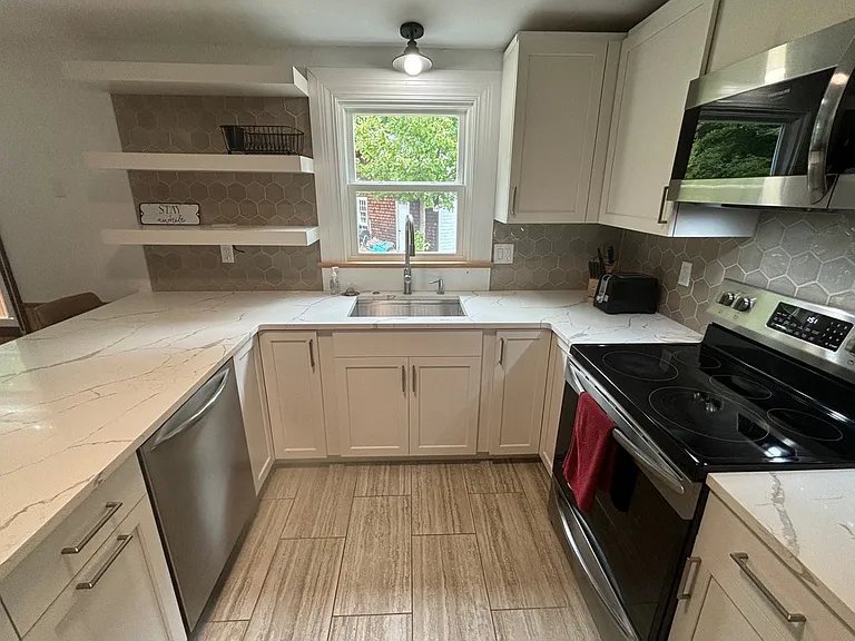 8 Black Point Rd — Photo 12
