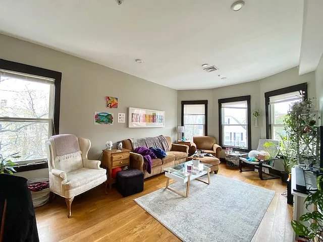 46 Creighton St #1 — Photo 3