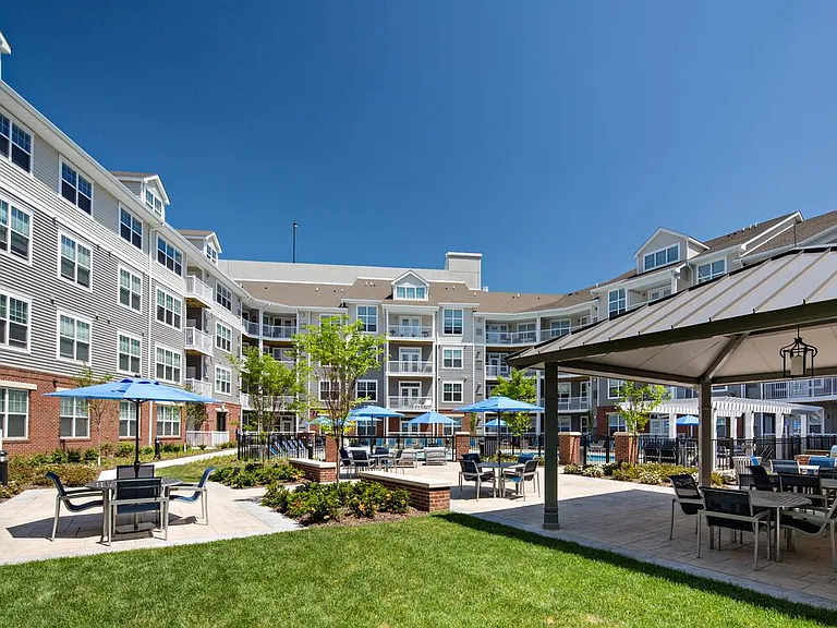 Newly renovated courtyard. Updated photos coming soon.