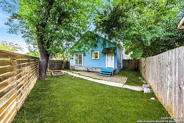 479 E Magnolia Ave — Photo 22