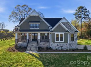 208 Cross Creek Dr, Cherryville, NC 28021