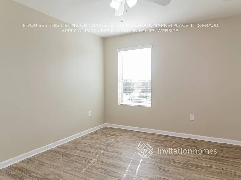 1455 Litchfield Dr — Photo 11