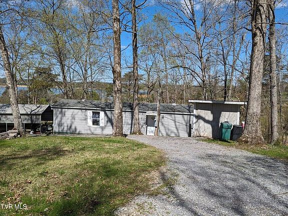 2nd image of 1361 Paradise Ln