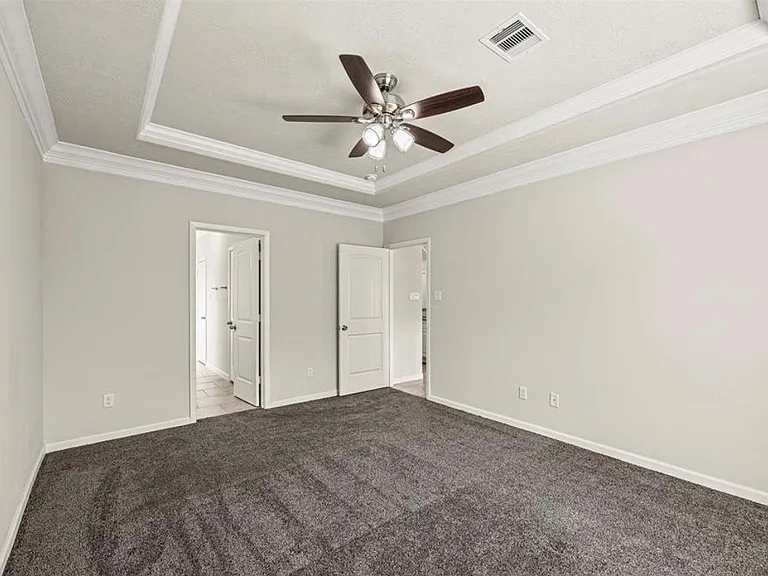 4907 Leamathew St — Photo 25