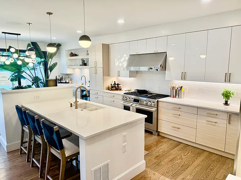 2524 Zenobia St — Photo 6
