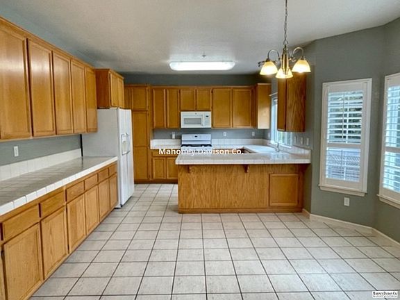 5th image of 1007 Gailinda Ct