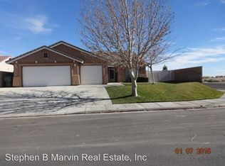 2012 Campbell St, Rosamond, CA