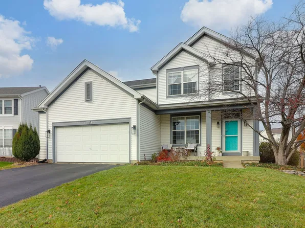 4781 Highwood Ln, Lake In The Hills, IL 60156