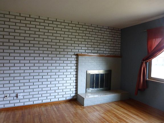 4th image of 3030 E Meadow Avenue