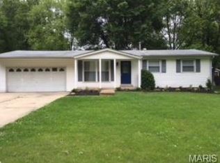 442 Keeney Dr, Saint Charles, MO
