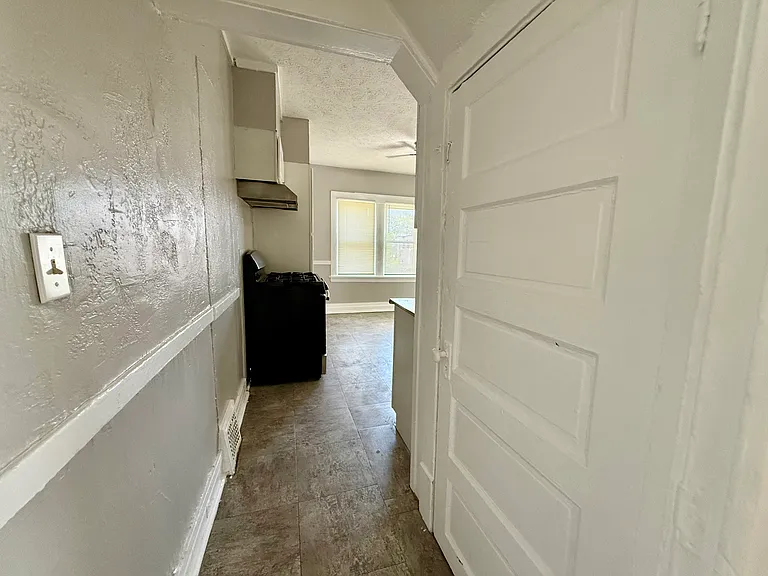 2602 Vega Ave — Photo 9