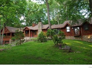 244 E Rocks Rd, Norwalk, CT 06851