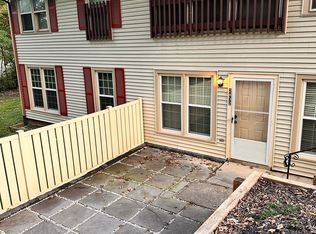 2832 Chablis Cir, Woodbridge, VA 22192