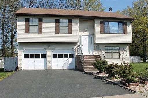 1st image of 23 Varga Dr
