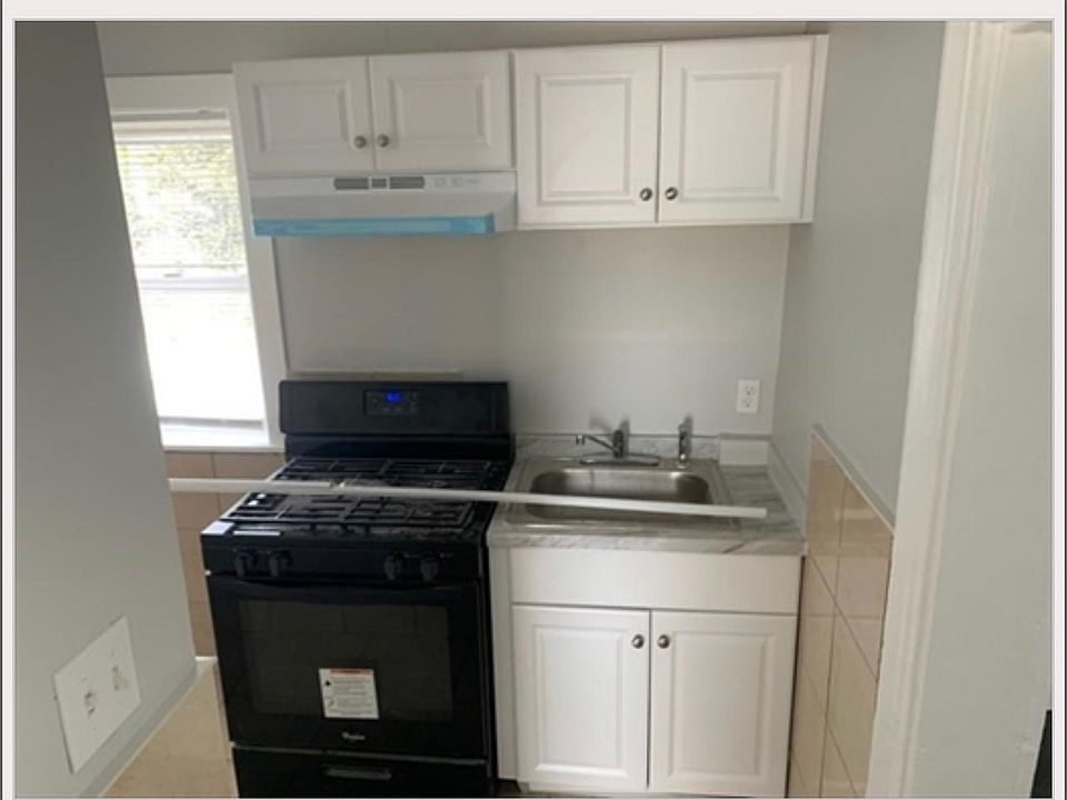 2nd image of 77 Bailey St #2