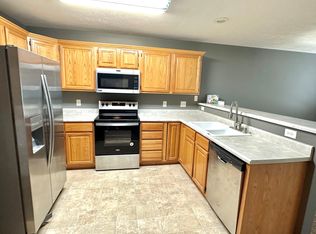 1749 N 176th Plz, Omaha, NE 68118