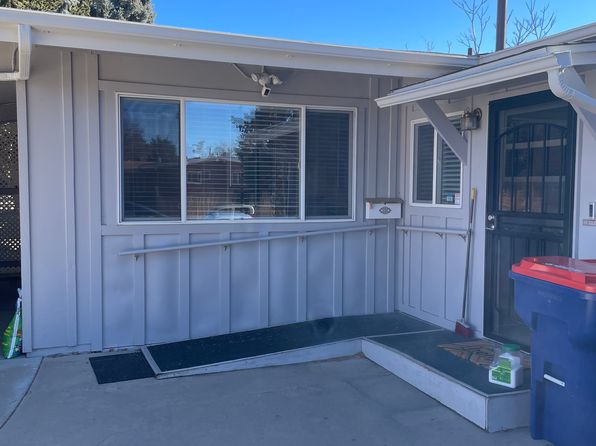 5752 W Chestnut Ave #1