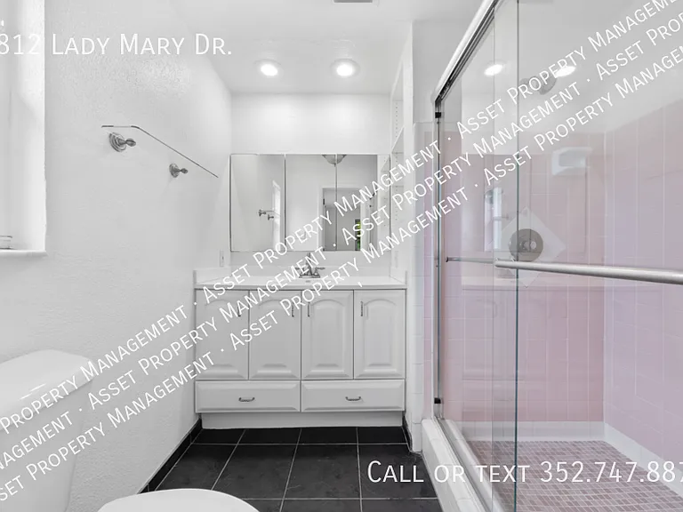1812 Lady Mary Dr — Photo 13