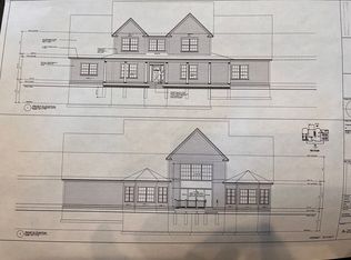 4 Colony Rd, Hadley, MA 01035