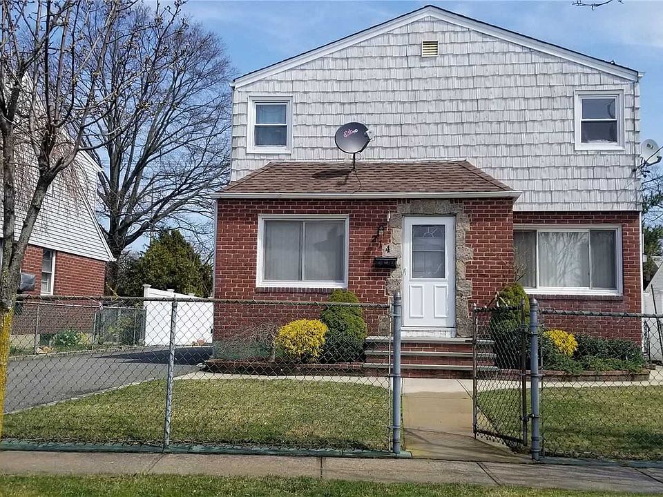 1st image of 214 Manhattan Ave APT 2