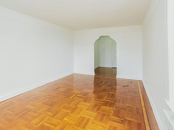 5th image of 10915 Queens Blvd APT 5A
