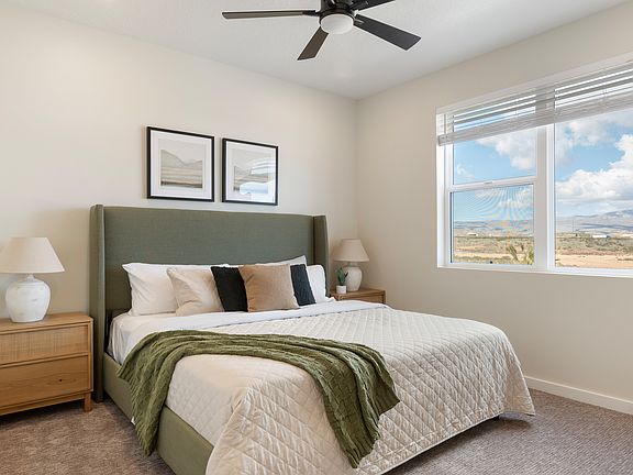 2nd image of 961 W Akoya Pearl Rd #301