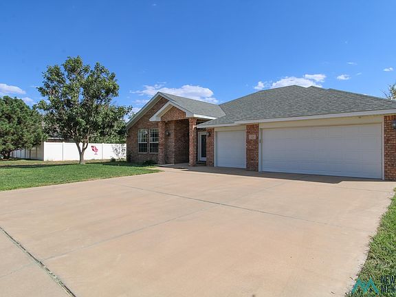 2nd image of 421 Olive Dr