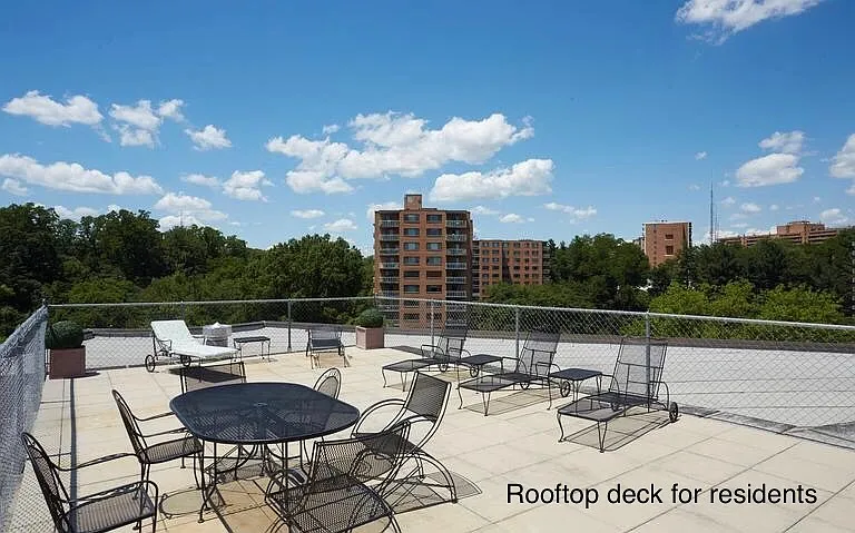 4200 Cathedral Ave NW #215 — Photo 8