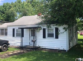 1004 Green Meadows St, Cannelton, IN