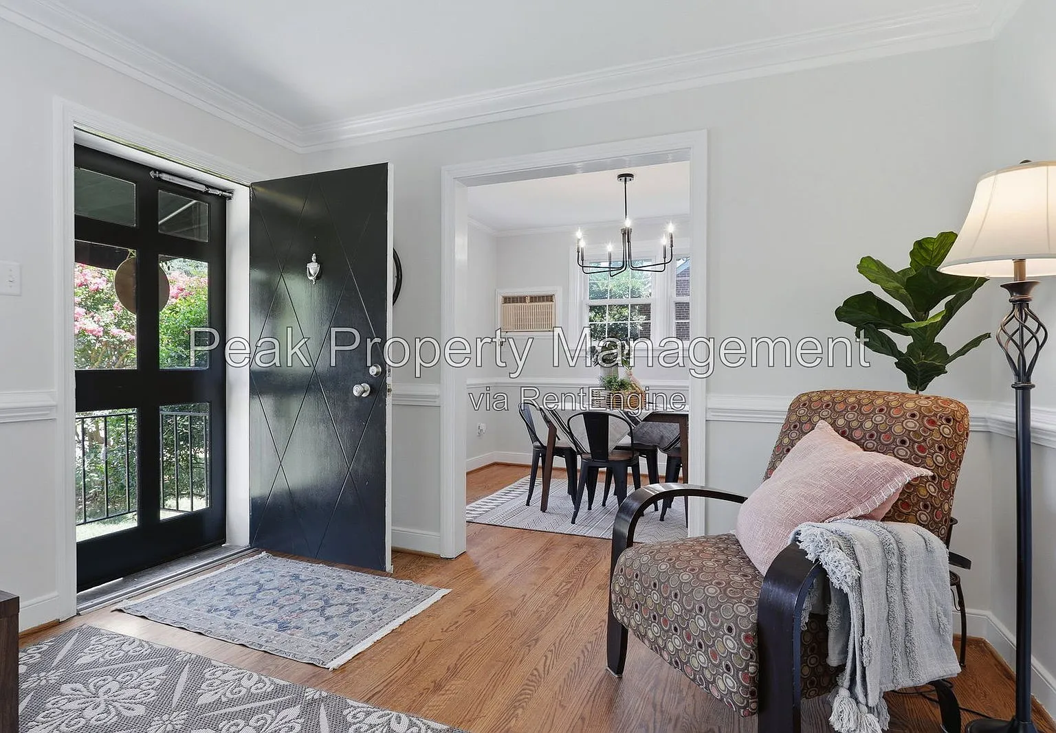 3 bed, 2.0 bath, 1745 sqft, $2,500 — Photo 3