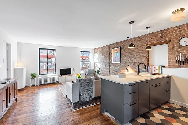 Sold by Corcoran | media 14