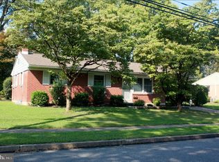 914 W Foxcroft Dr, Camp Hill, PA