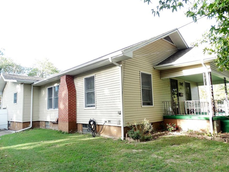 115 N Pine St, Zeigler, IL 62999 Zillow