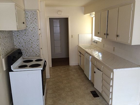 2nd image of 3611 N Hughes Ave