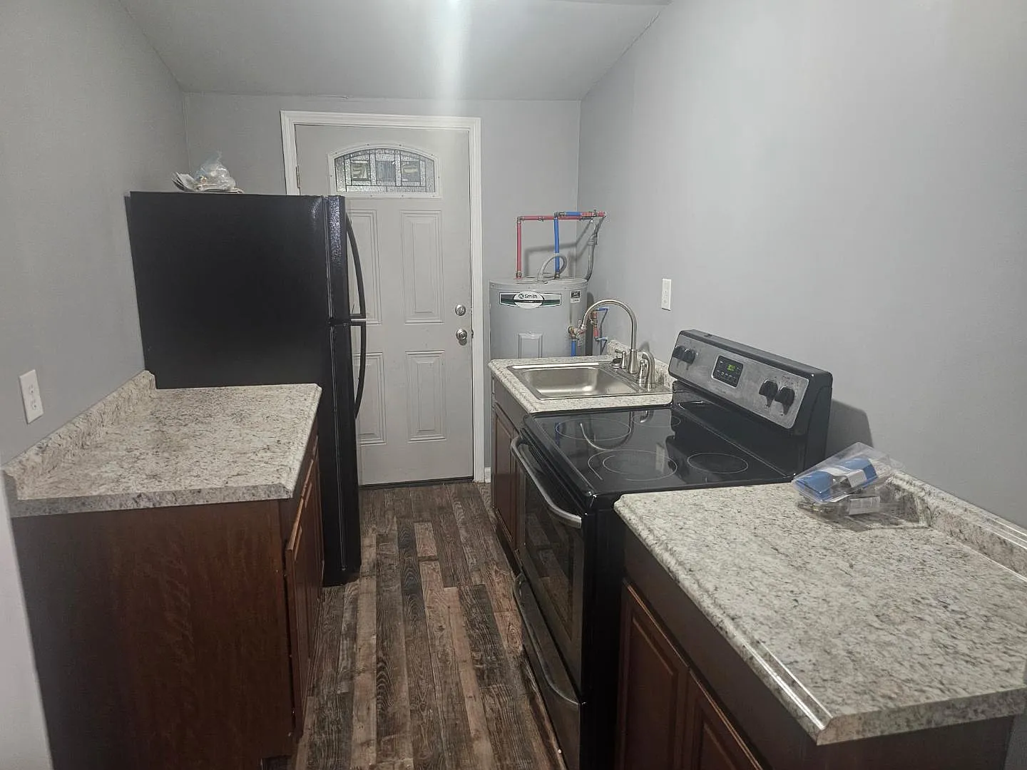202 E Broadway St — Photo 3