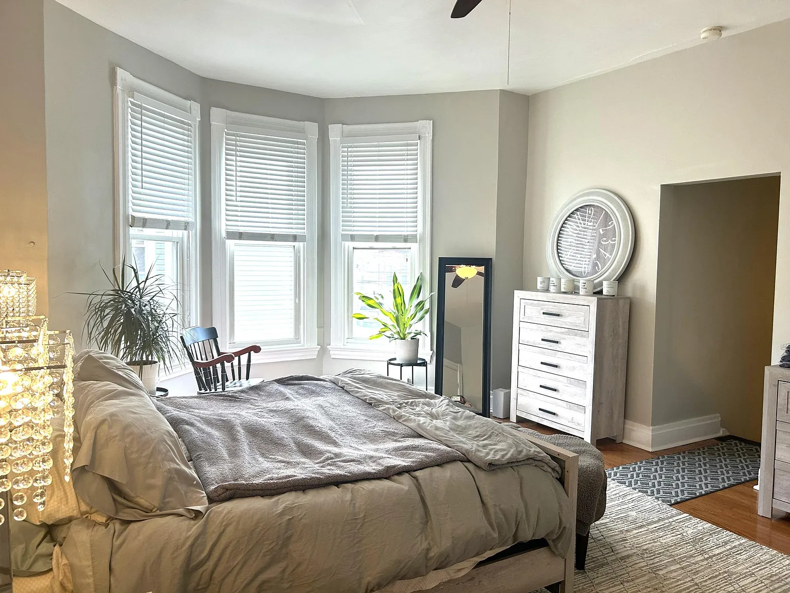 1 bed, 1200 sqft, $2,525 — Photo 4