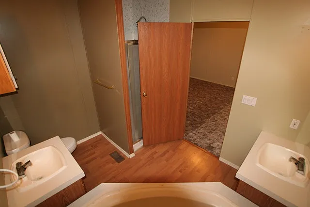 2732 Donna Ave — Photo 9