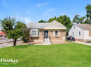 276 S Aldine Ave, Elgin, IL 60123