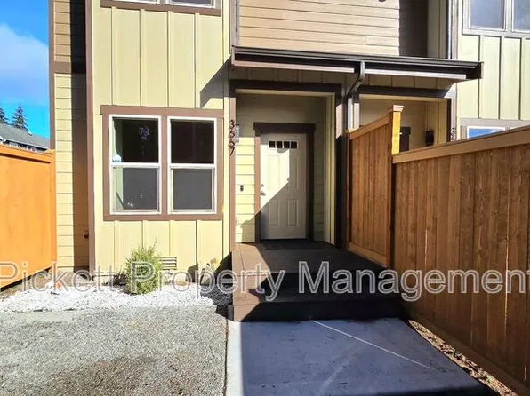 3667 Pine Rd, Bremerton, WA 98310